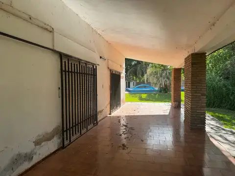 Quinta con 1600 m2 parque añoso