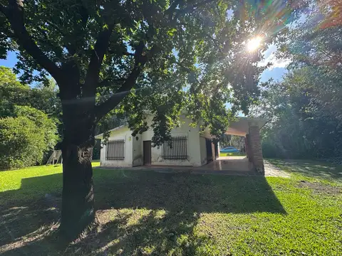 Quinta con 1600 m2 parque añoso