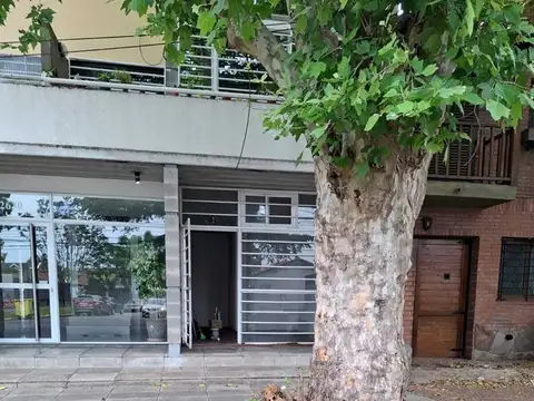 Local  en Alquiler en Martínez, San Isidro, G.B.A. Zona Norte