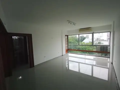 Pedro Moran al 3500 3º