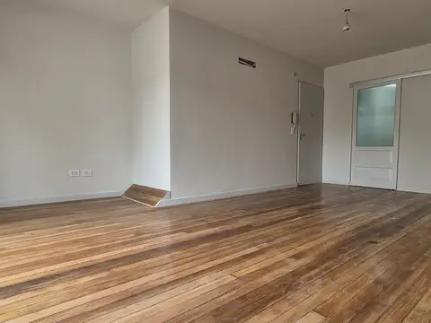 Depto Tipo Casa en Alquiler de 3 dormitorios