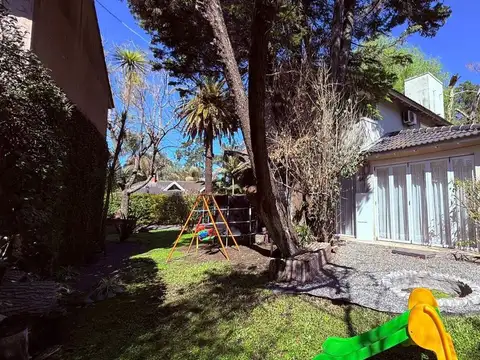 VENTA CASA 4 AMB B CERRADO PARQUE LELOIR APTO CRED