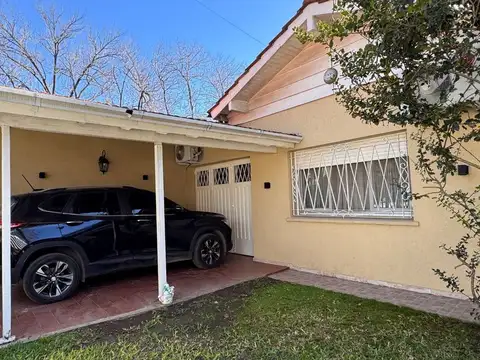 VENTA CASA 5 AMB  EN BARRIO CORIMAYO
