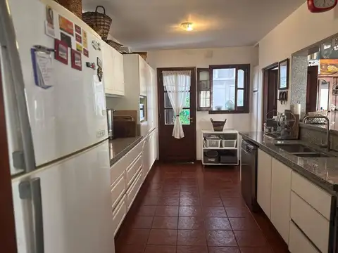 CASA BARRIO CERRADO COSTAVERDE 3 DORMITORIOS VENTA