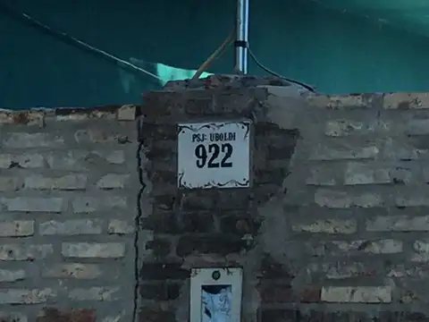 UBOLDI 922 – BARRIO ESPERANZA -  CASA INTERNA