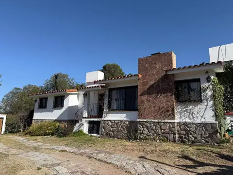 Se vende casa en La Cumbre VISTA PANORAMICA