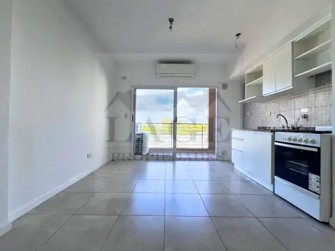 MONOAMBIENTE AL CONTRAFRENTE  C/BALCON 33 M²
