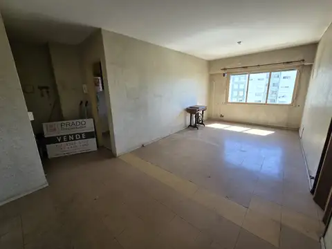 Presidente Juan Domingo Perón 2700, Piso 7