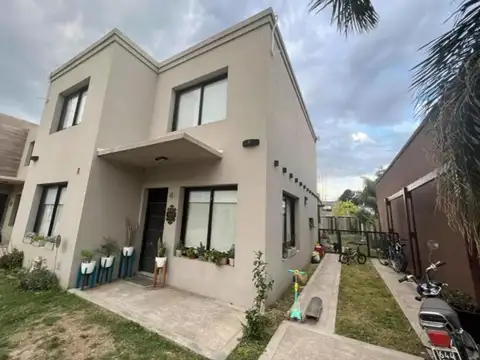 CASA MINIMALISTA VENTA "HARAS FACUNDO" VILLA UDAONDO