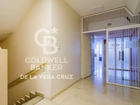 Oficina en Venta con 2 cocheras