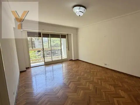 Departamento en venta - 3 Dormitorios 2 Baños - San Cristóbal