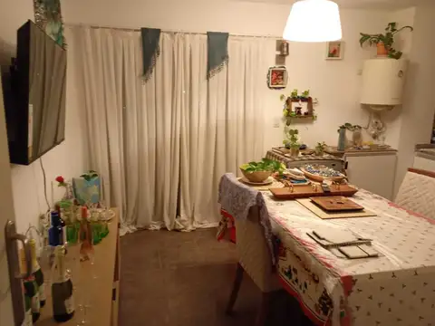 Venta departamento 1 dormitorio en Alto Alberdi. Con Escritura.