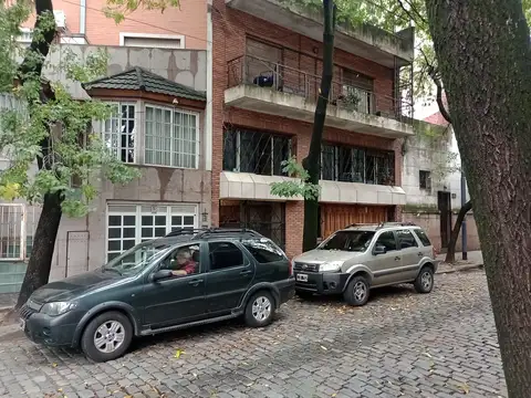 pasaje Oruro 1200, Piso 1