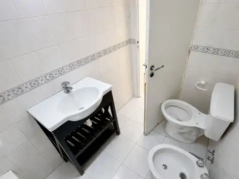 VENTA CASA 4 AMBIENTES ADROGUE + DEPARTAMENTO 4 AM