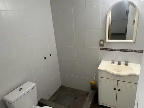 Local en Alquiler en Bella Vista, $ 550.000