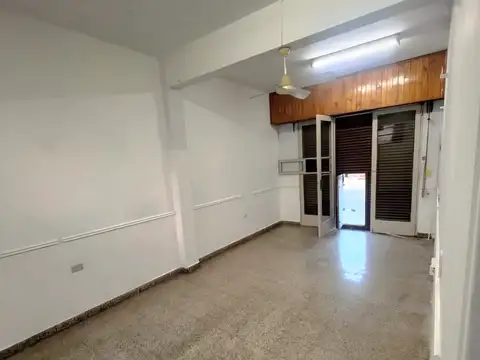 Local en Alquiler en Bella Vista, $ 550.000