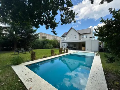 Casa apto crédito en venta en La Barra Village, Escobar