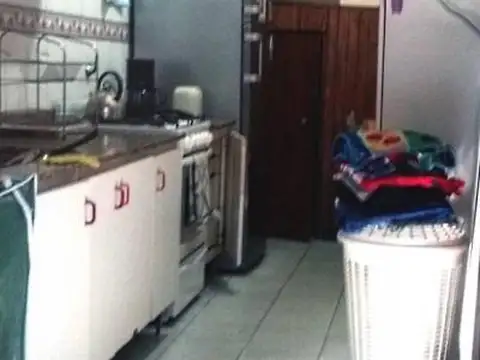 Derqui 3700 Parque Avellaneda PH PB 3amb u$98000