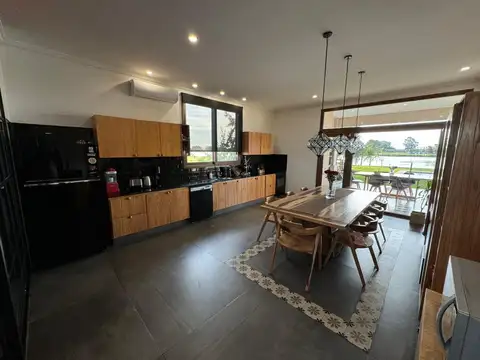 Casa en Venta en Puerto Trinidad, USD 870.000