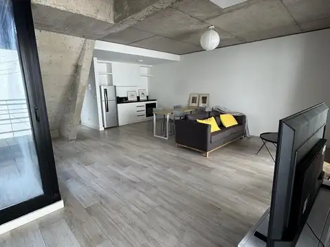 Departamento en Alquiler con 1 cocheras