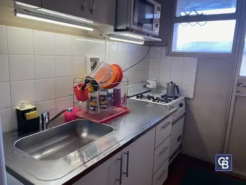 Venta de Departamento 4 ambientes con Renta en Caseros