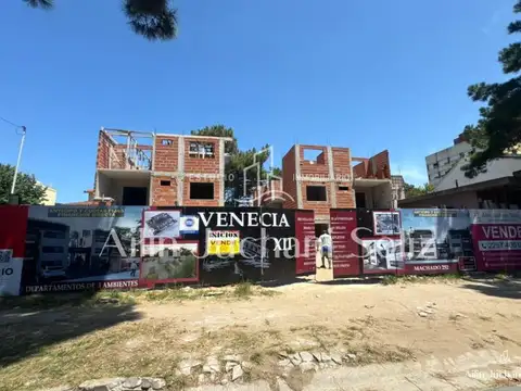 COMPLEJO VENECIA XII - DEPARTAMENTOS DE CATEGORIA