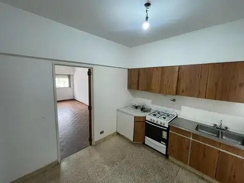 Departamento de 3 ambientes en Quilmes centro