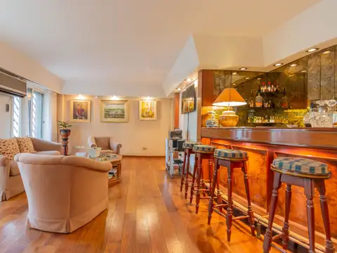 Departamento en Venta de 6 ambientes
