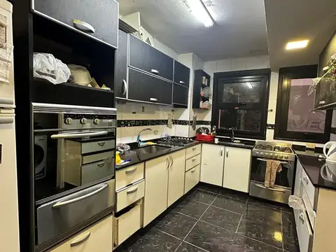 Departamento 3 ambientes con 2 baños