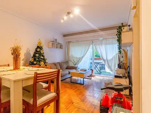 VTA. SEMIPISO 3 AMB AL FTE CON BALCON - CON RENTA