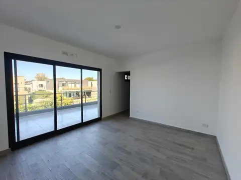 Casa 4 ambientes con 3 baños