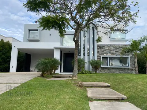Casa en Vistas Puertos del Lago Escobar