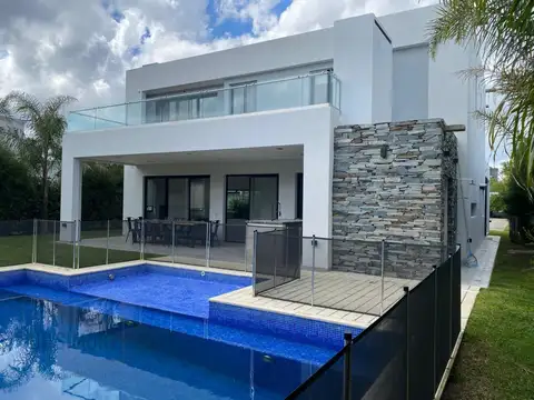 Casa en Venta en Puertos - Barrio Vistas, USD 530.000