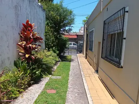 Depto Tipo Casa en Alquiler de 3 ambientes