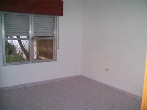 VENTA: CASA MAS DEPARTAMENTO Y DEPOSITO, GRAL LOPEZ 500-VGG