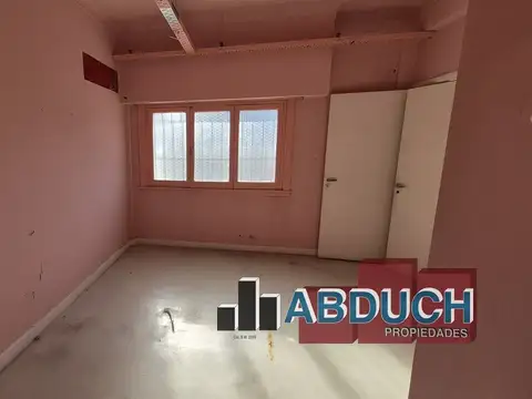 Oficina en Alquiler al Norte