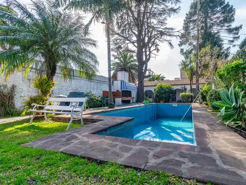 Venta Casa 7 amb con Pileta en Villa Ballester