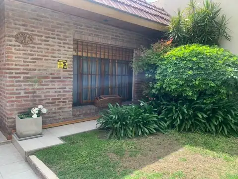 Casa en Venta en Castelar Norte, USD 280.000