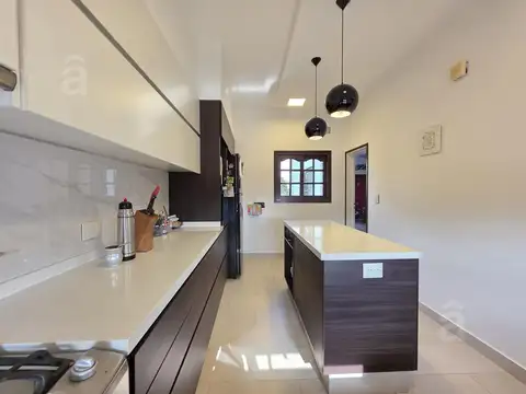 Depto Tipo Casa en Venta de 4 ambientes