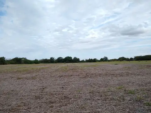 Quinta en Venta en Colonia Caroya, USD 185.000