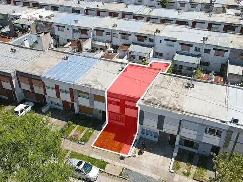 Casa 5 ambientes con 2 baños