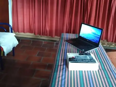 HERMOSA CASA CON QUINCHO Y PILETA EN BARRIO EL CORTIJO