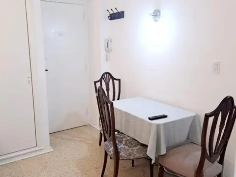 Av.colon 1900, Piso 11