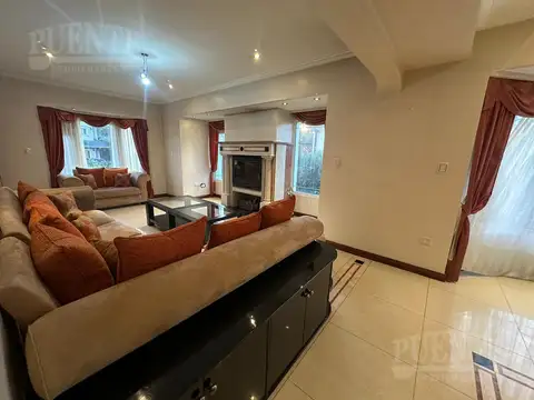 Importante casa en venta en Saint Thomas Sur 4 dormitorios   Escritorio y dependencias