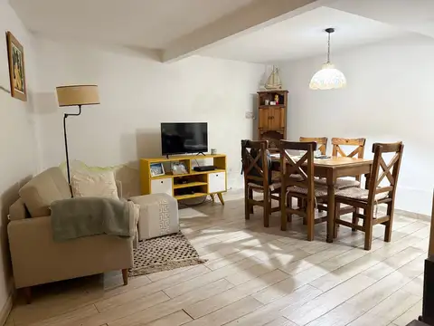 Depto Tipo Casa en Venta de 2 dormitorios