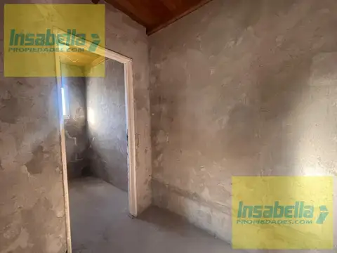 Depto Tipo Casa 5 ambientes con 2 baños