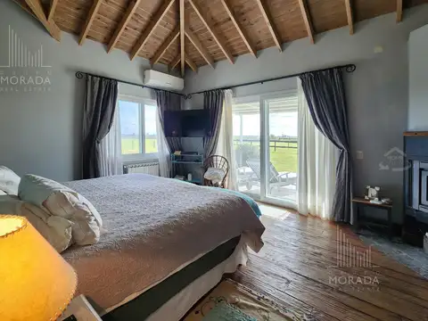 Casa 7 ambientes con 2 baños