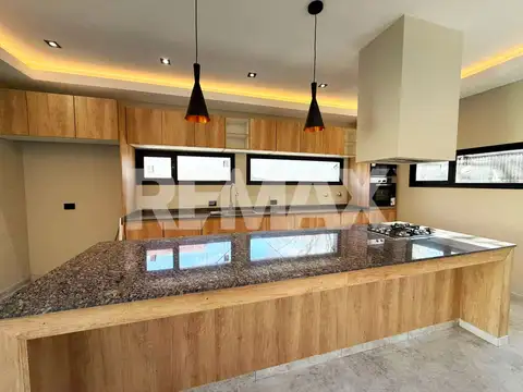 VENTA CASA 3 DORM A ESTRENAR B° -AYRES DEL LIMAY-