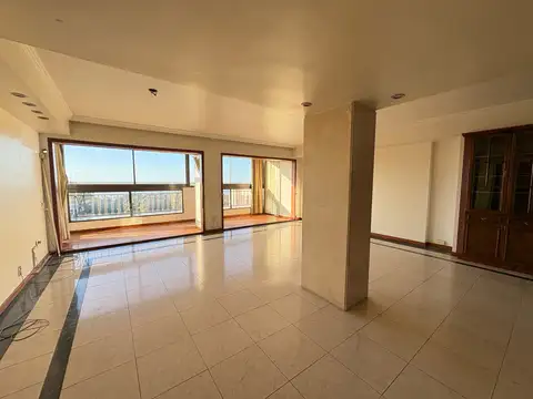 Departamento de 3 dormitorios con vista al Rio