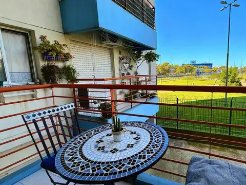 Departamento venta 1 ambiente con cochera y balcon vista abierta